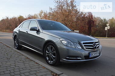 Mercedes-Benz E-Class ELEGANCE  2011