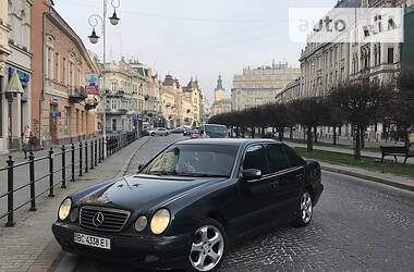 Mercedes-Benz E-Class  2000