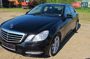 Mercedes-Benz E-Class Avandgarde 2011