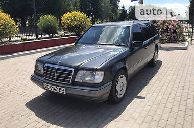 Mercedes-Benz E-Class  1994