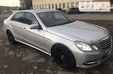 Mercedes-Benz E-Class  2009