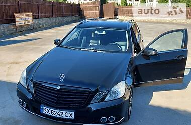 Mercedes-Benz E-Class  2010