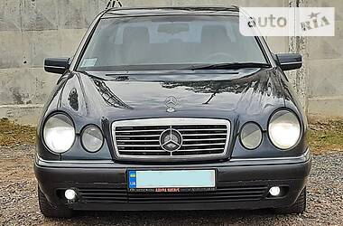 Mercedes-Benz E-Class  1996