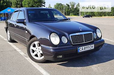 Mercedes-Benz E-Class  1999