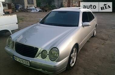 Mercedes-Benz E-Class  2000