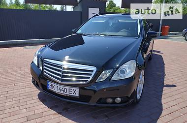 Mercedes-Benz E-Class  2011