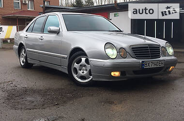 Mercedes-Benz E-Class Avantgarde  2001