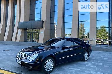 Mercedes-Benz E-Class  2005