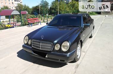 Mercedes-Benz E-Class  1997