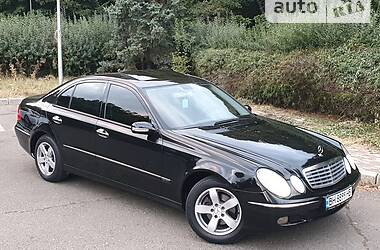 Mercedes-Benz E-Class  2002