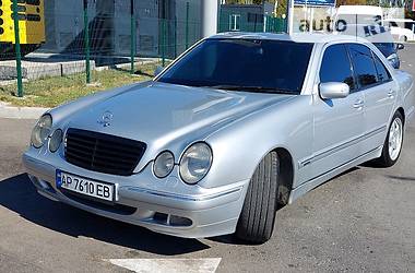 Mercedes-Benz E-Class  2000
