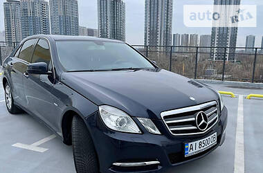 Mercedes-Benz E-Class  2011