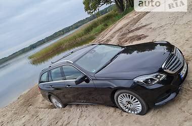 Mercedes-Benz E-Class 4 MATIC 2014