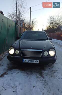 Mercedes-Benz E-Class  1999