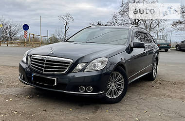 Mercedes-Benz E-Class Elegance 2010