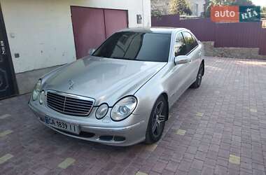 Mercedes-Benz E-Class  2004