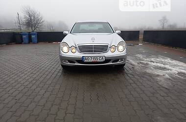 Mercedes-Benz E-Class  2002