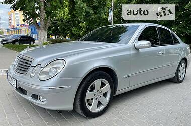 Mercedes-Benz E-Class W211 2002