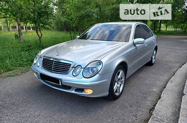 Mercedes-Benz E-Class Elegance 2004