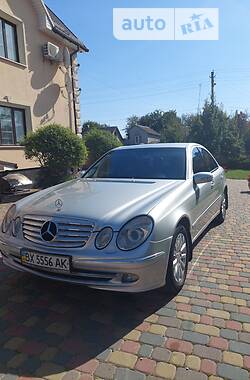 Mercedes-Benz E-Class  2003