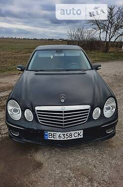 Mercedes-Benz E-Class  2008