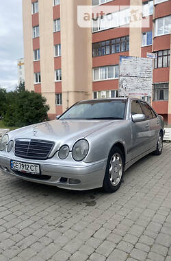 Mercedes-Benz E-Class  2001