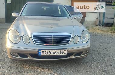 Mercedes-Benz E-Class W211 2004