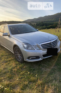 Mercedes-Benz E-Class Elegance  2010