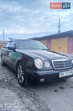 Mercedes-Benz E-Class  1998