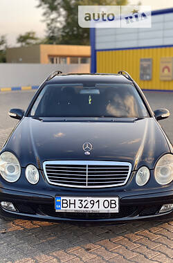 Mercedes-Benz E-Class  2004