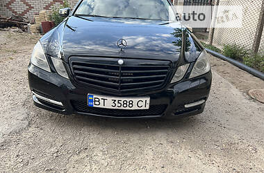 Mercedes-Benz E-Class  2011