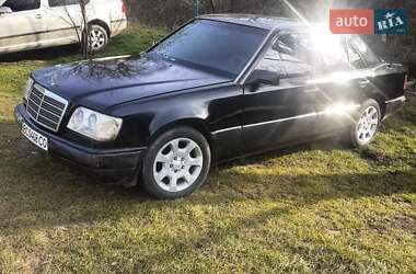 Mercedes-Benz E-Class  1988