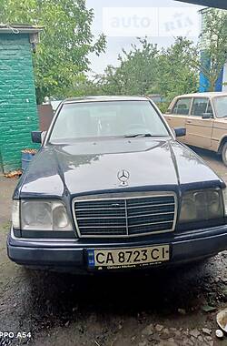 Mercedes-Benz E-Class 1994