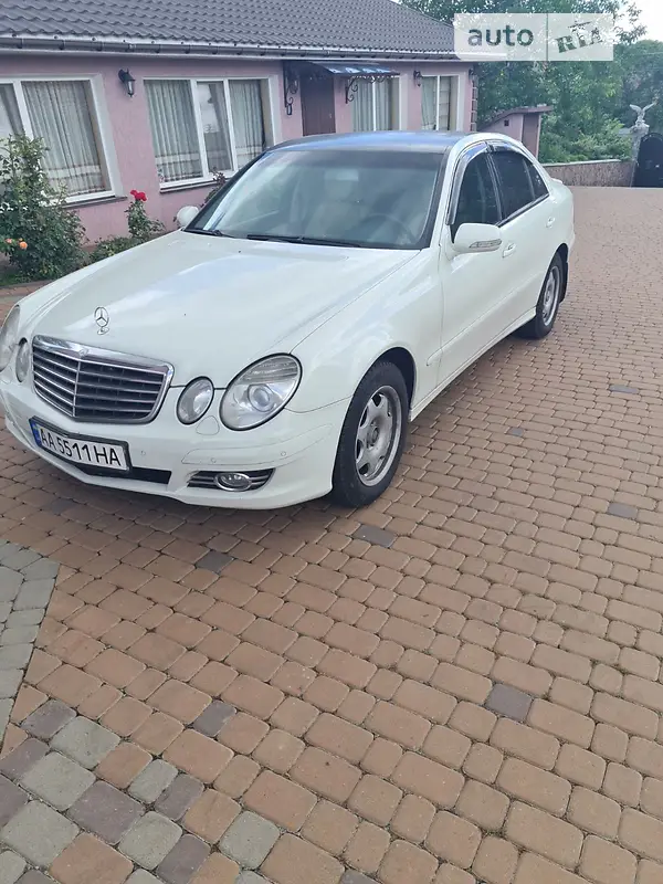 Mercedes-Benz E-Class 2008