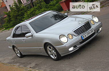 Mercedes-Benz E-Class 3.2CDi  2001