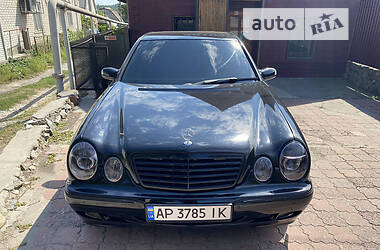 Mercedes-Benz E-Class 4matic 2000