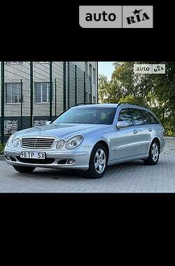 Mercedes-Benz E-Class  2005