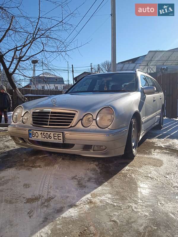 Универсал Mercedes-Benz E-Class