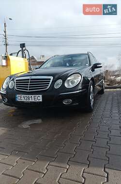 Mercedes-Benz E-Class  2005