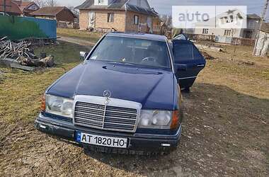 Mercedes-Benz E-Class  1990