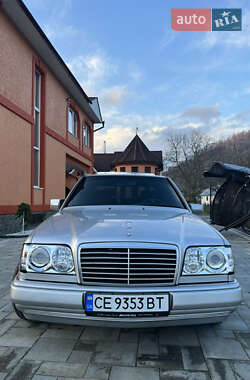 Mercedes-Benz E-Class  1994