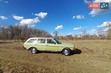 Mercedes-Benz E-Class  1979