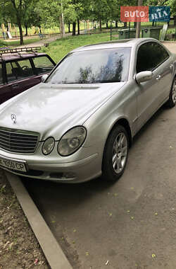 Mercedes-Benz E-Class 2002