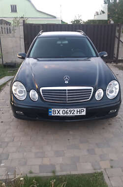 Mercedes-Benz E-Class  2004