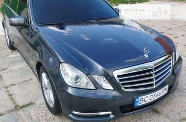 Mercedes-Benz E-Class  2011