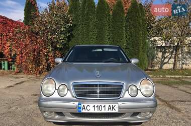 Mercedes-Benz E-Class  2000