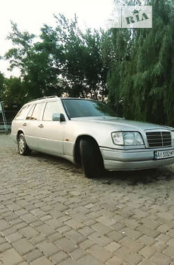 Mercedes-Benz E-Class  1994