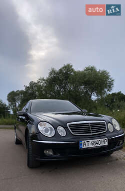 Mercedes-Benz E-Class  2002