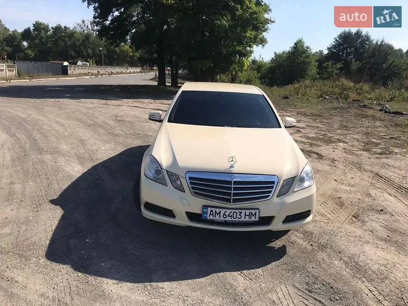 Mercedes-Benz E-Class 2012