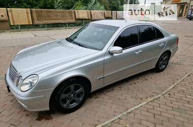 Mercedes-Benz E-Class 2004